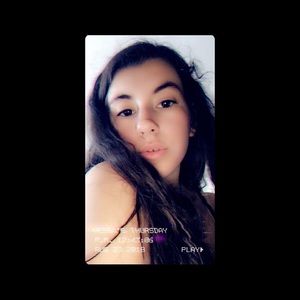 Meet your Posher, Vanessa